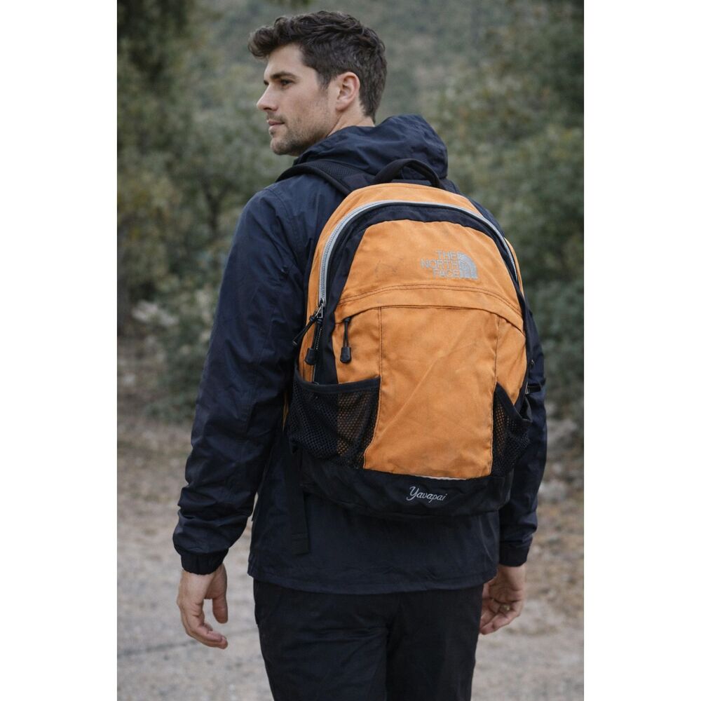 THE NORTH FACE Orange Black Yavapai Hiking Active Backpack Bag